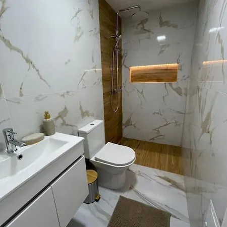 Casa Ferreira Em * Fátima